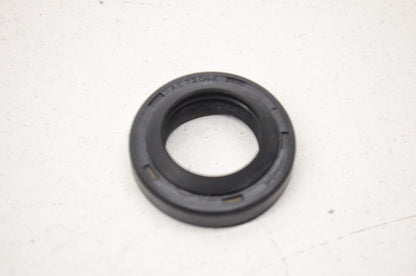 OEM Honda 90752-360-006 Oil Seal 21X35X7 NOS