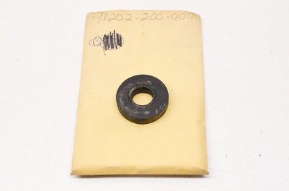 OEM Honda 91202-200-000 Oil Seal 20X47X10 NOS