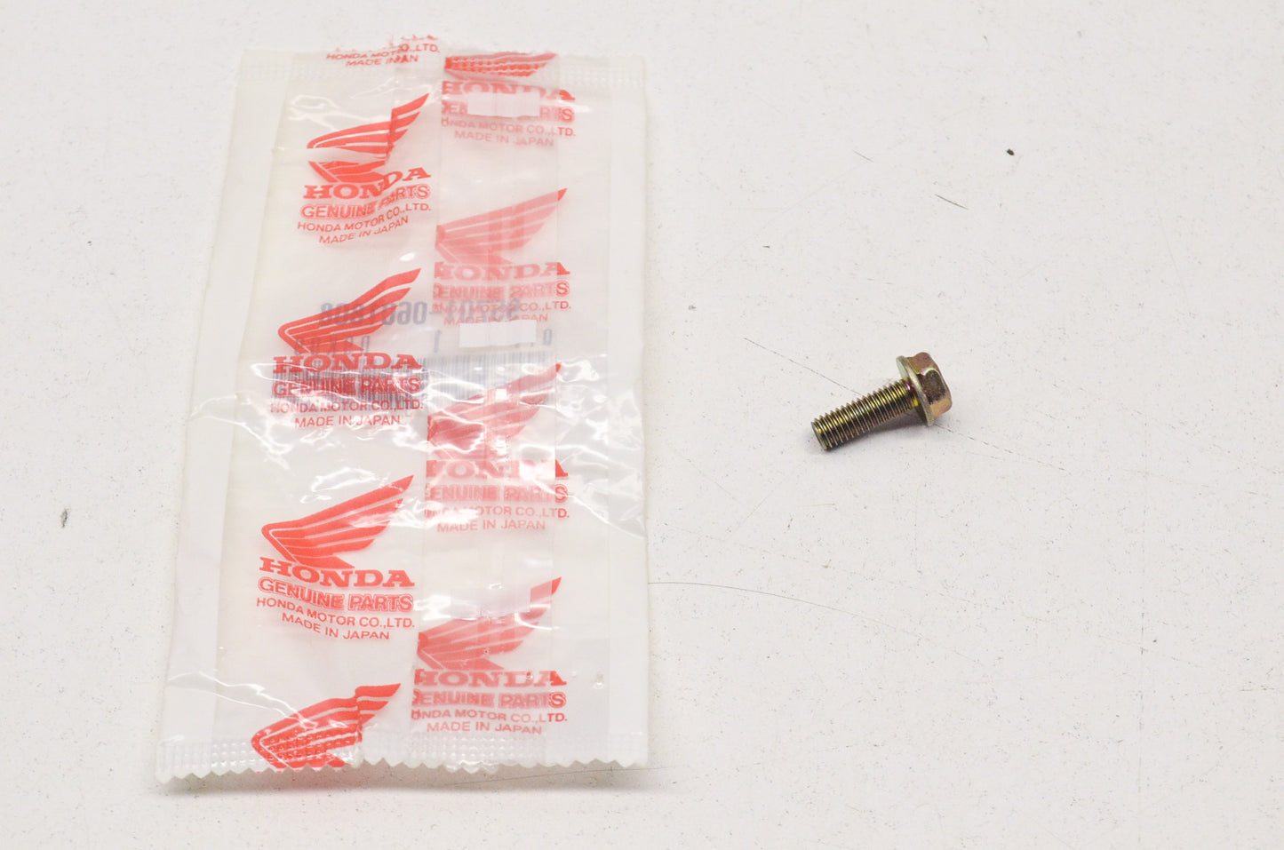 OEM Honda 95701-06018-08 Flange Bolt (6X18) NOS