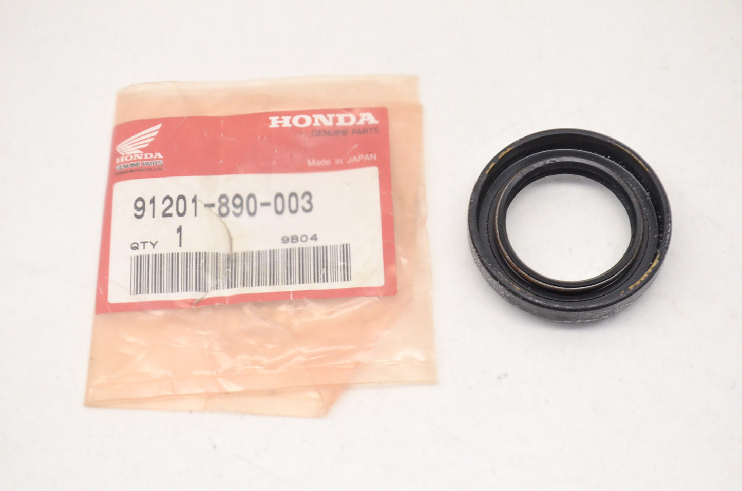 OEM Honda 91201-890-003 Oil Seal 30X46X8 NOS