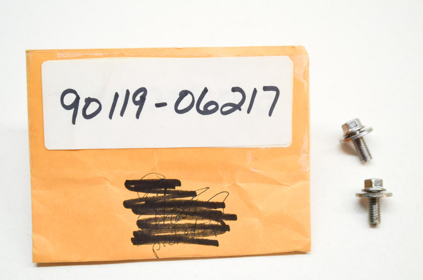 OEM Yamaha 90119-06217-00 Bolt w/ Hole Qty 2 NOS