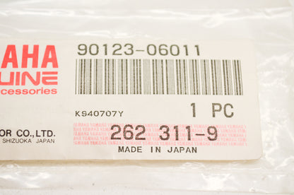 OEM Yamaha 90123-06011-00 Bolt NOS