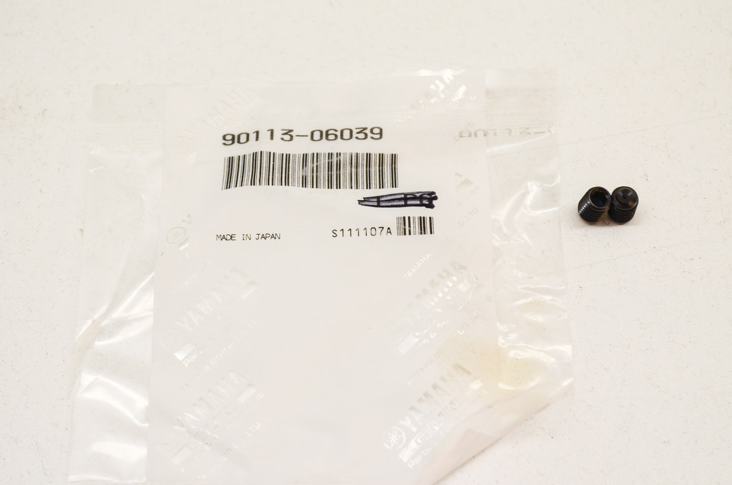 OEM Yamaha 90113-06039-00 Bolt Set Qty 2 NOS