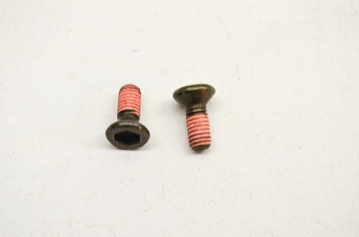 OEM Yamaha 90149-06272-00 Countersunk Screw Qty 2 NOS