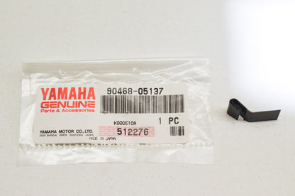 OEM Yamaha 90468-05137-00 Clip NOS