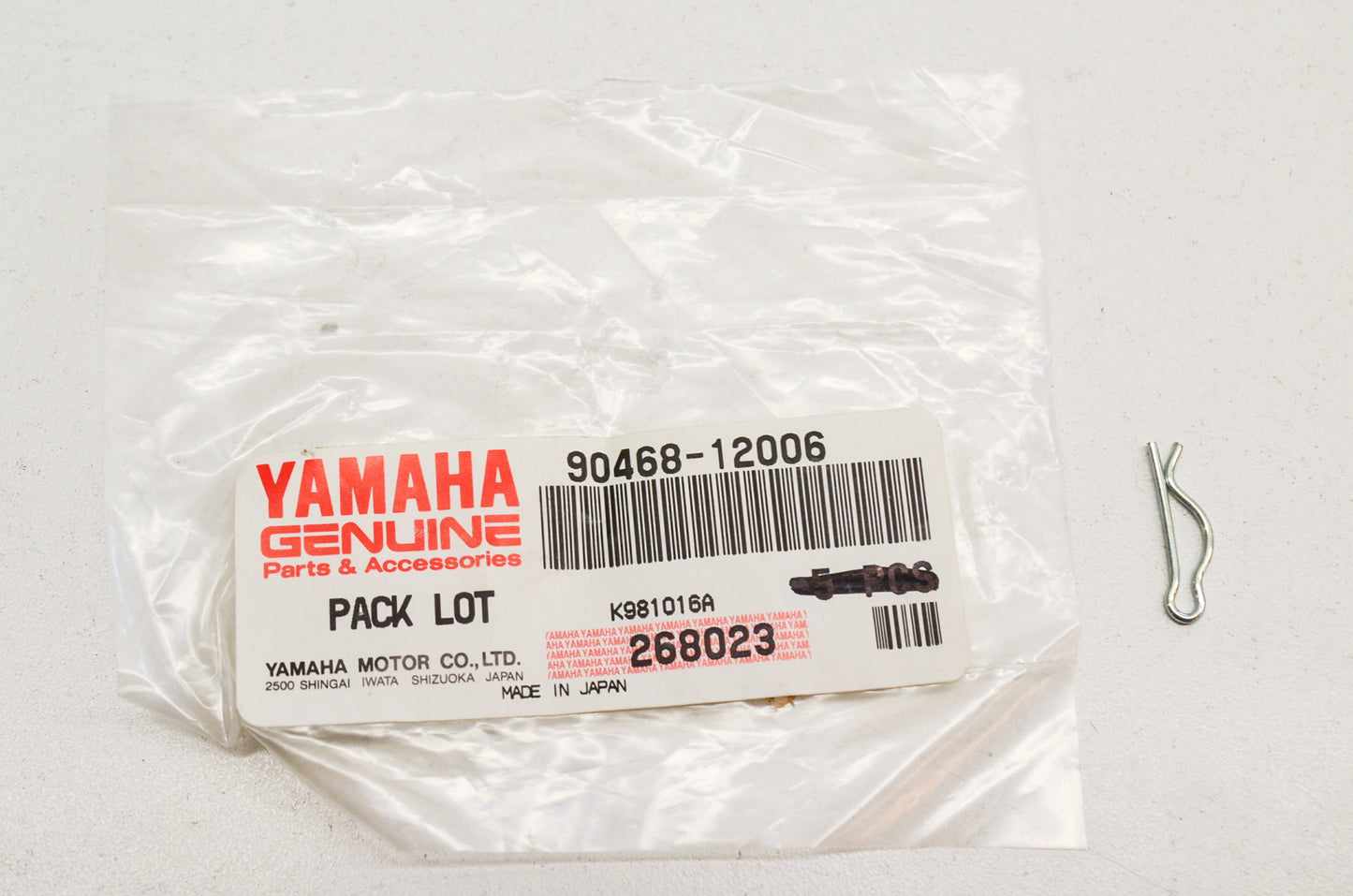 OEM Yamaha 90468-12006-00 Clip NOS