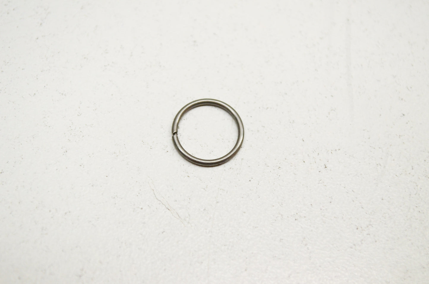 OEM Yamaha 93440-10109-00 Outer Circlip NOS