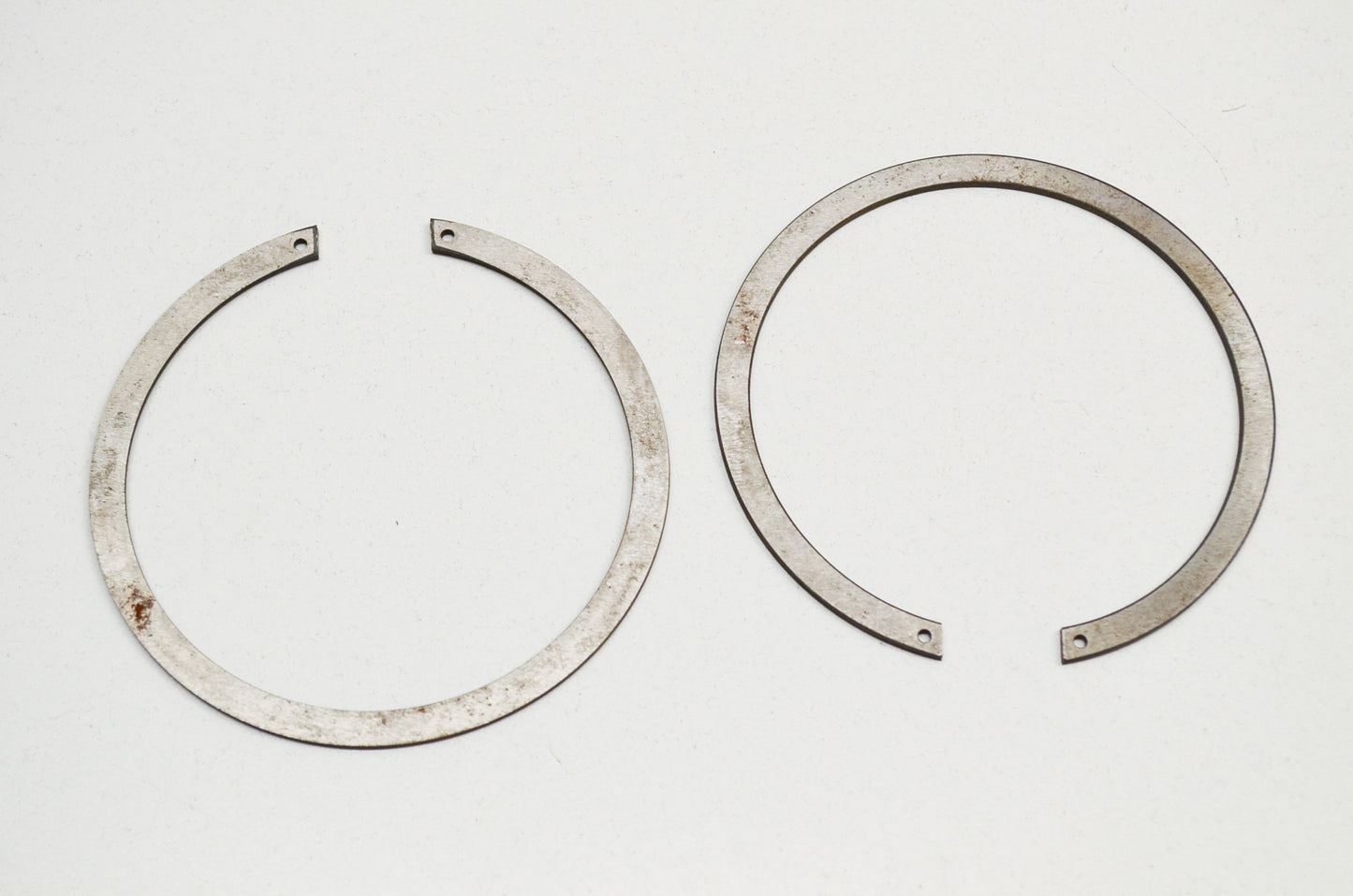 OEM Yamaha 93451-08008-00 Inner Circlip Qty 2 NOS