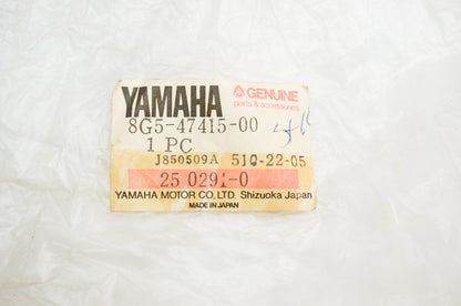 OEM Yamaha 8G5-47415-00-00 Bracket 1 NOS