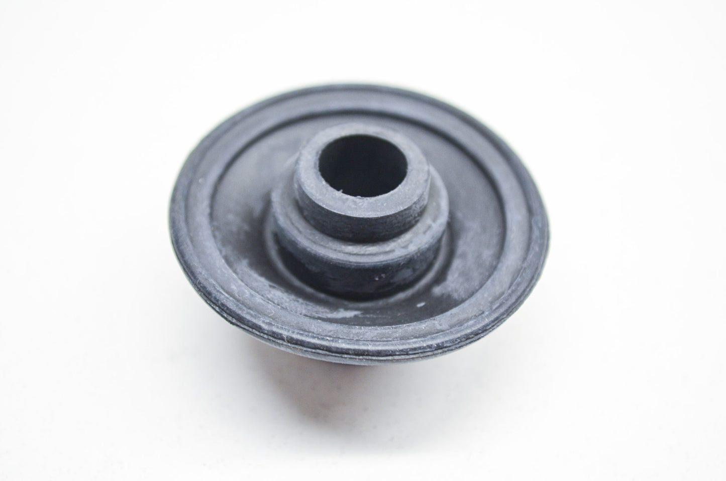 OEM Yamaha 8G5-82372-00-00 Plug Cap Seal NOS