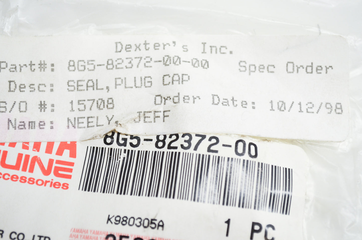 OEM Yamaha 8G5-82372-00-00 Plug Cap Seal NOS