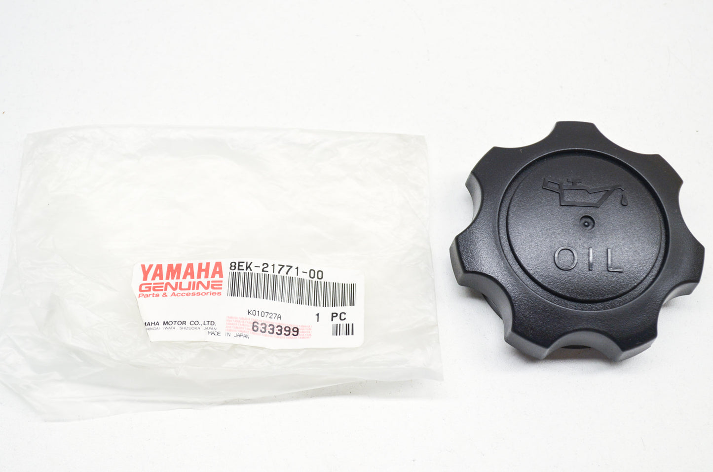 OEM Yamaha 8EK-21771-00-00 Body Cap NOS
