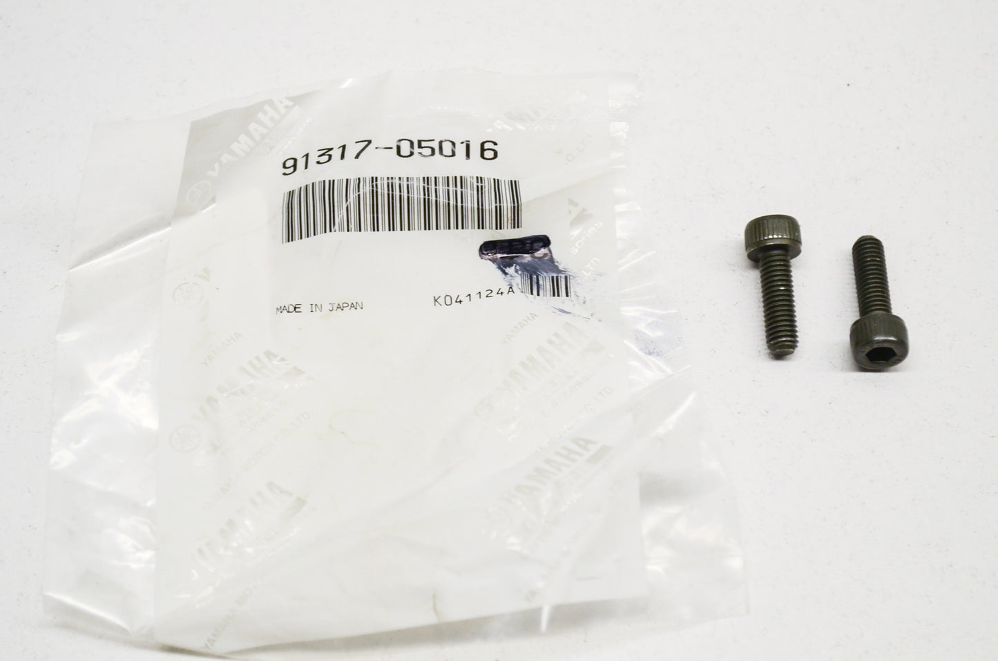 OEM Yamaha 91317-05016-00 Socket Bolt Qty 2 NOS