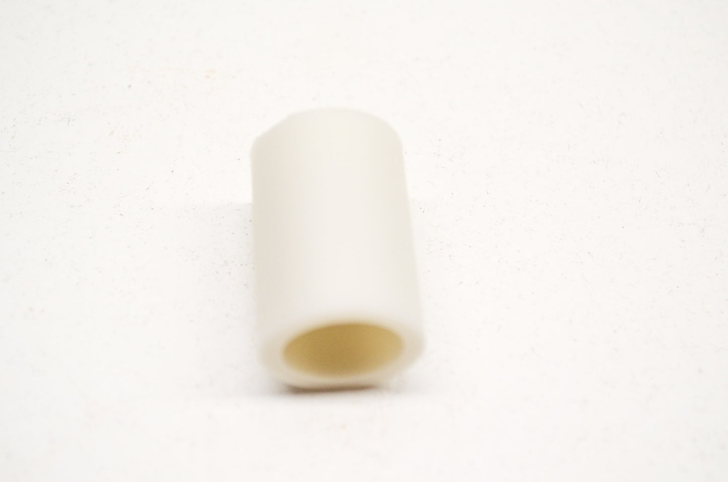 New OEM Yamaha 4V4-22184-00-00 Bushing NOS