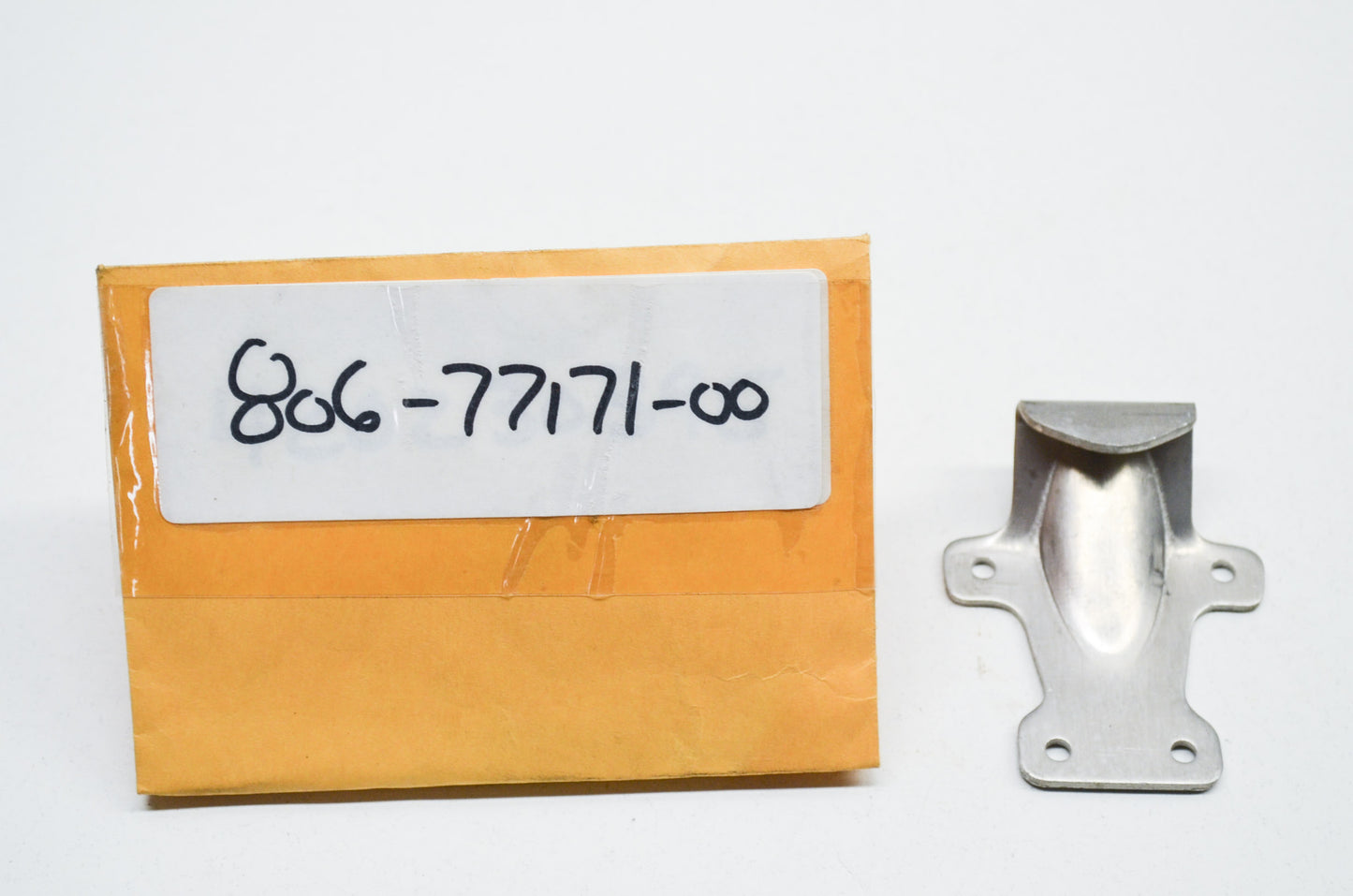 OEM Yamaha 806-77171-00-00 Latch Body 1 NOS