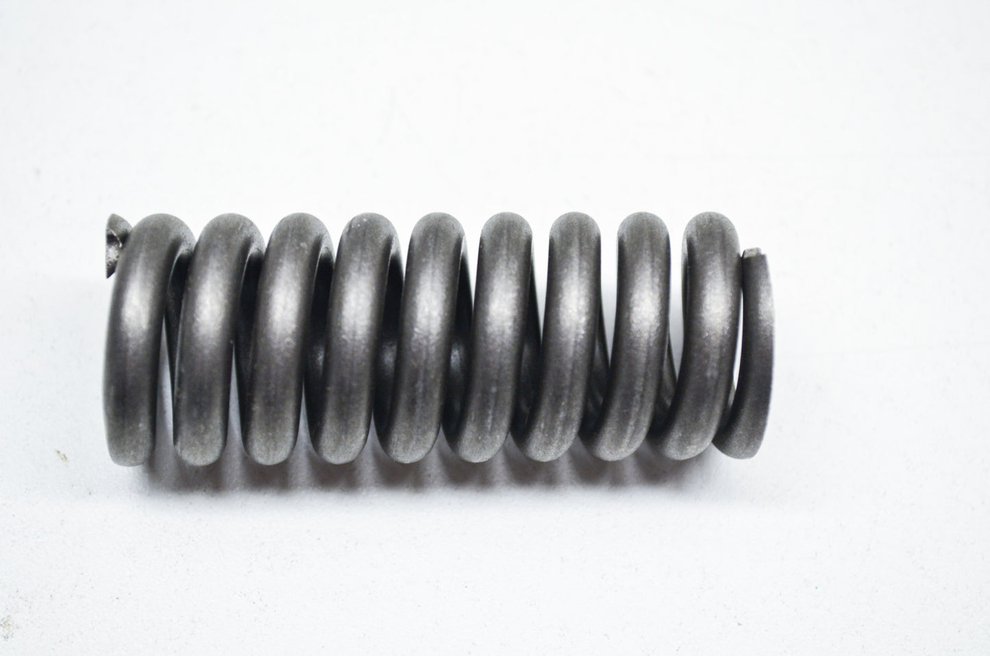 OEM Yamaha 90501-60556-00 Compression Spring NOS