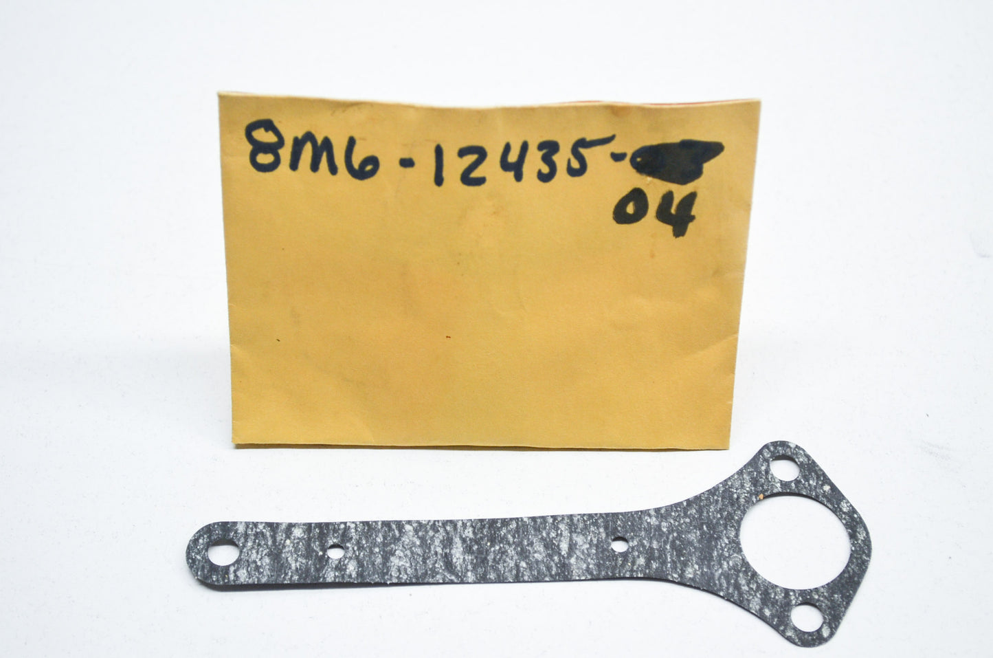 OEM Yamaha 8M6-12435-04-00 Gasket NOS