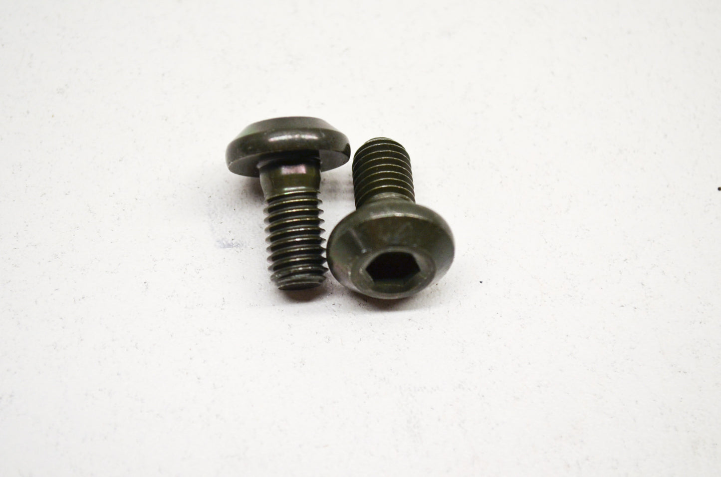 OEM Yamaha 90109-08789-00 Bolt Qty 2 NOS