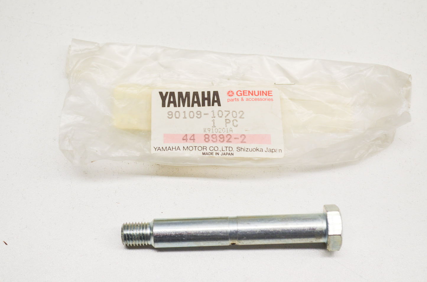 OEM Yamaha 90109-10702-00 Bolt NOS