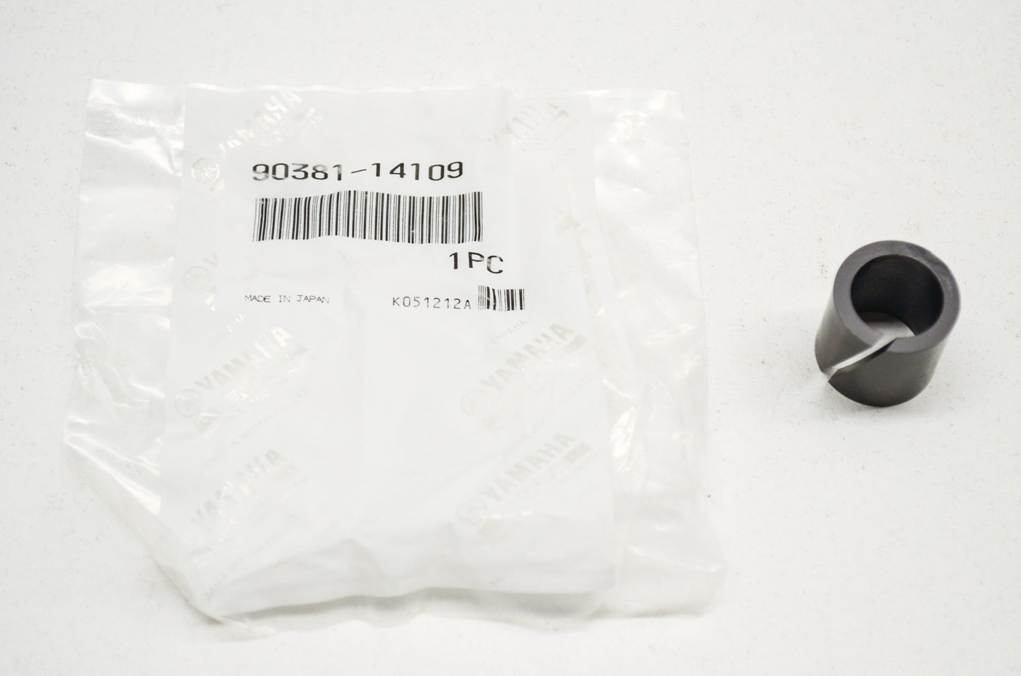 OEM Yamaha 90381-14109-00 Solid Bushing NOS