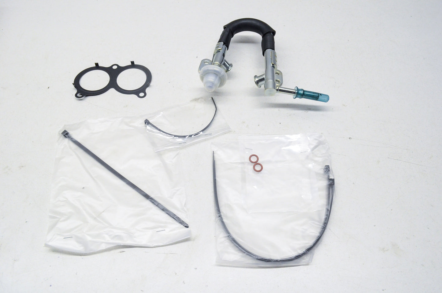 OEM Yamaha 90891-10216-00 Fuel Pipe Kit NOS