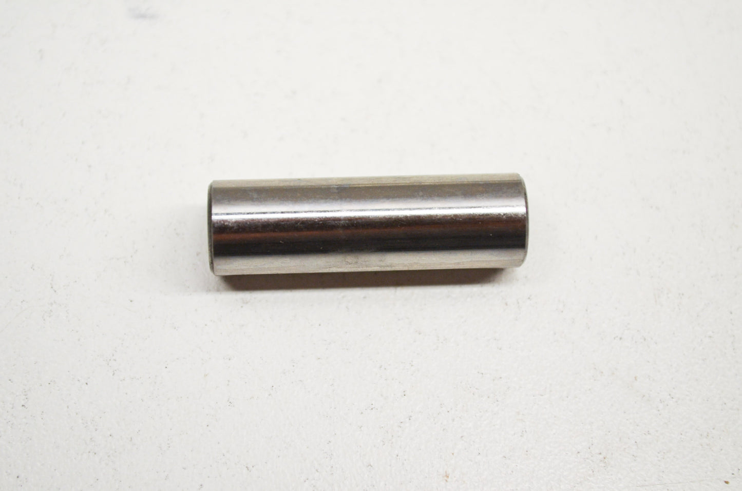 OEM Yamaha 3VL-E1633-00-00 Piston Pin NOS