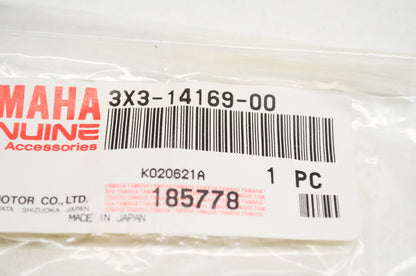 OEM Yamaha 3X3-14169-00-00 Cap NOS