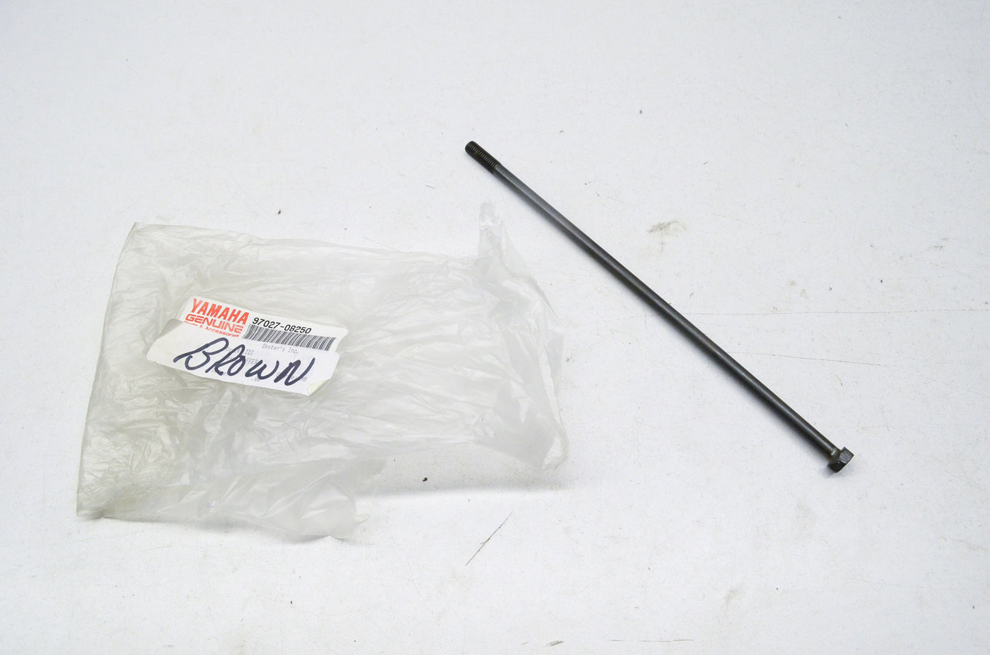 OEM Yamaha 97027-08250-00 Bolt (83L) NOS