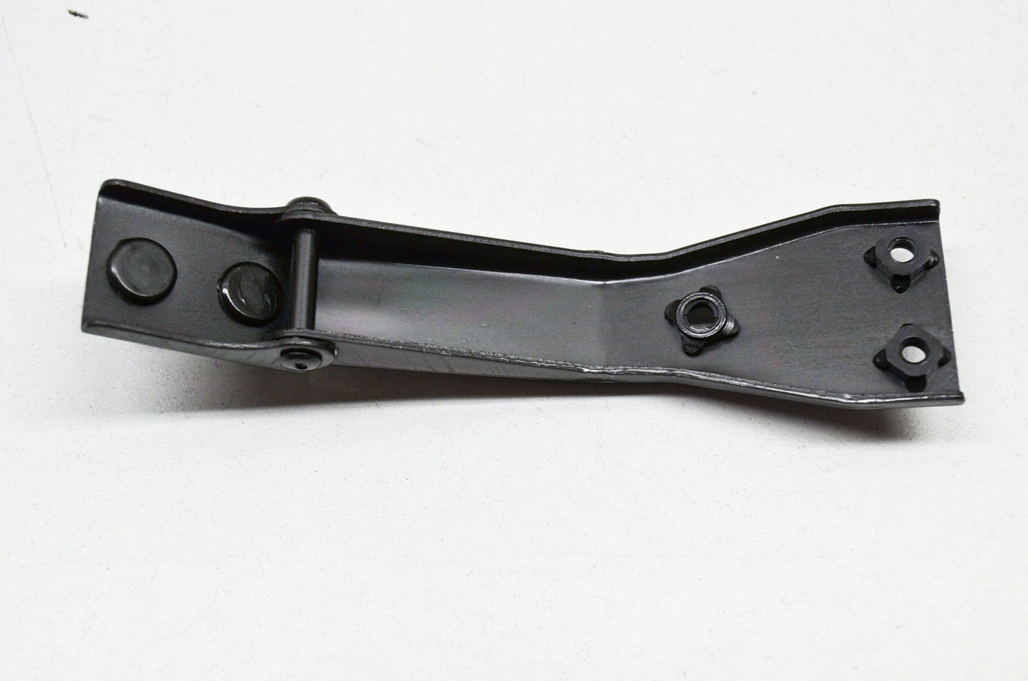 New OEM Yamaha Hinge Assembly NOS