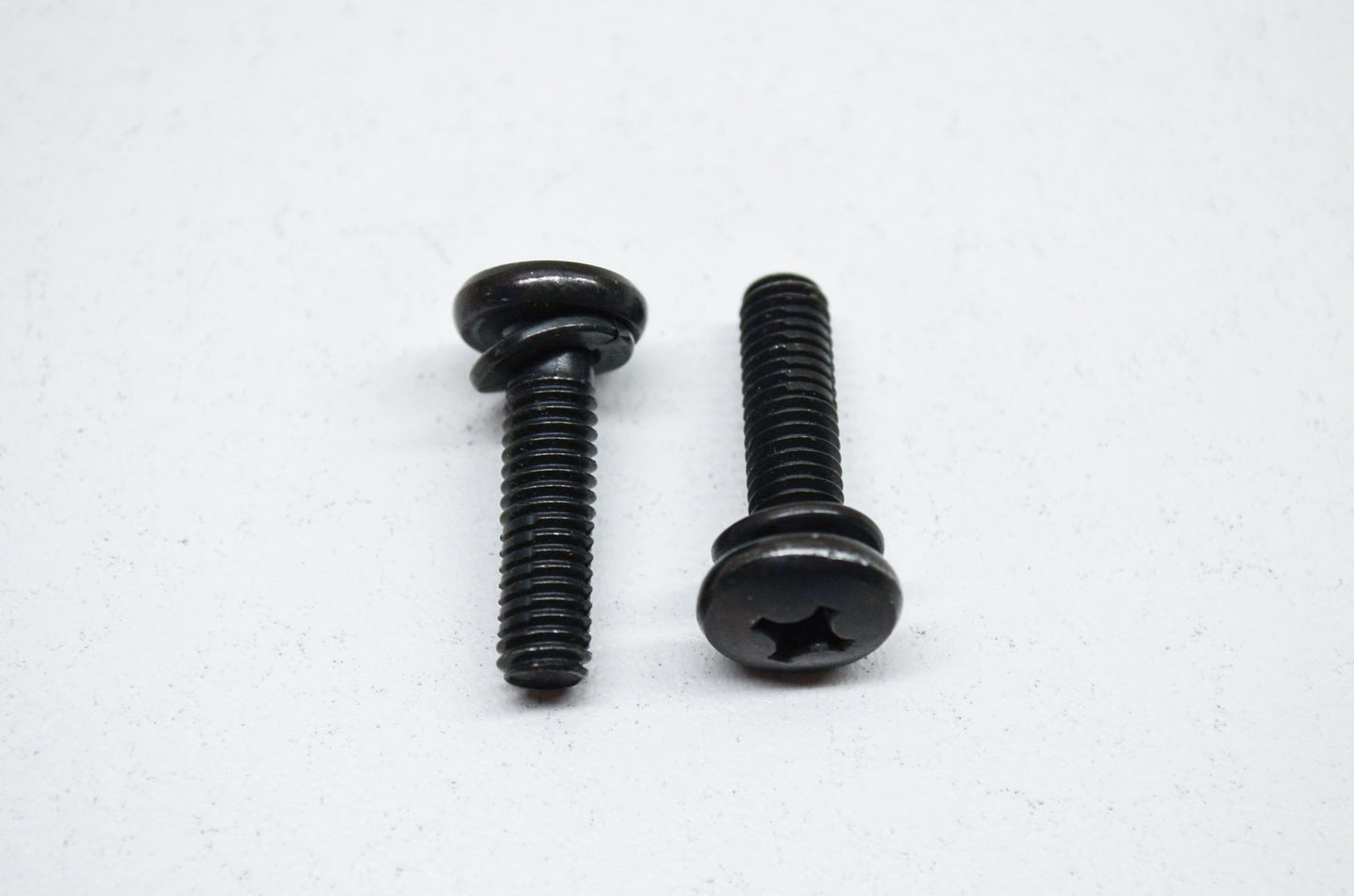 OEM Yamaha 90159-06019-00 Screw w/ Washer Qty 2 NOS