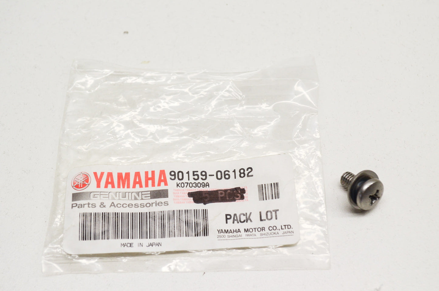 OEM Yamaha 90159-06182-00 Binding Screw NOS