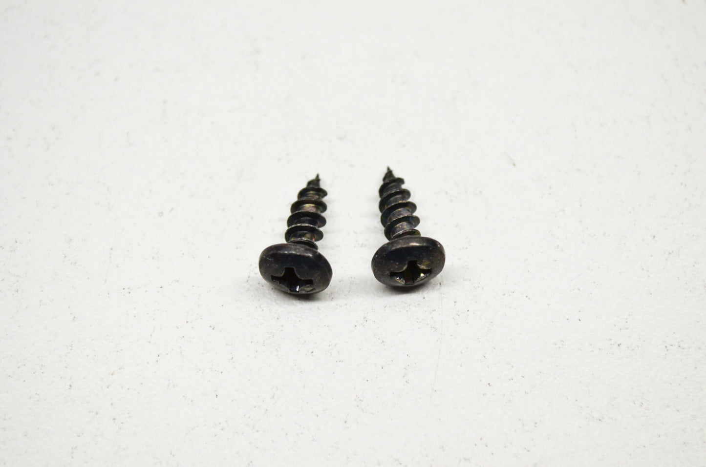 OEM Yamaha 90164-04800-00 Tapping Screw Qty 2 NOS