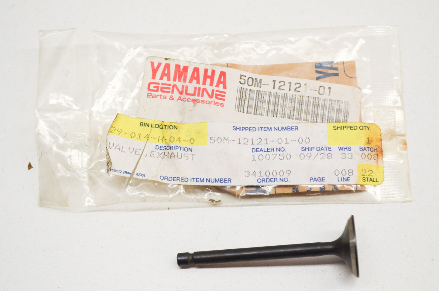 OEM Yamaha 50M-12121-01-00 Exhaust Valve NOS