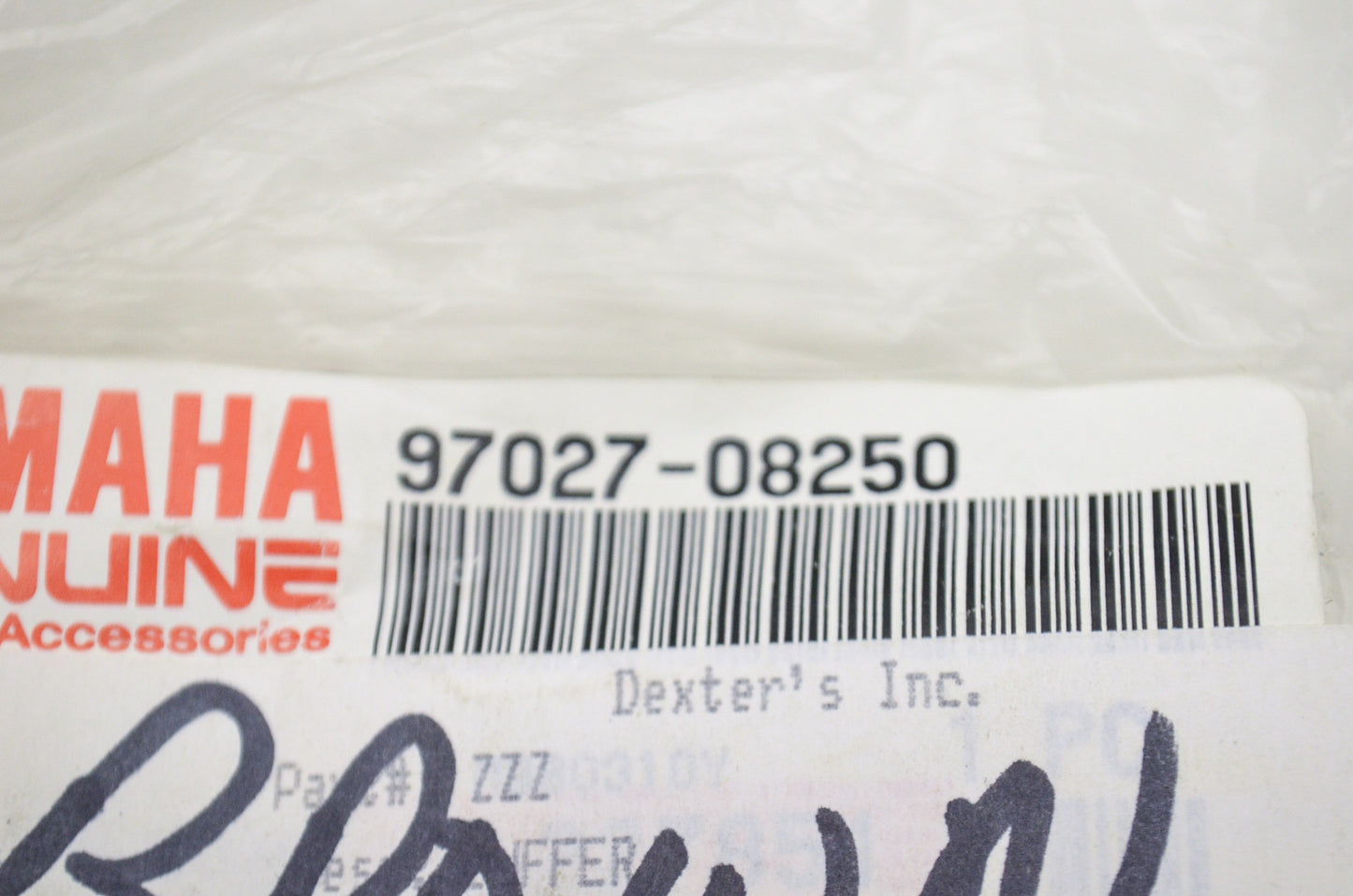 OEM Yamaha 97027-08250-00 Bolt (83L) NOS