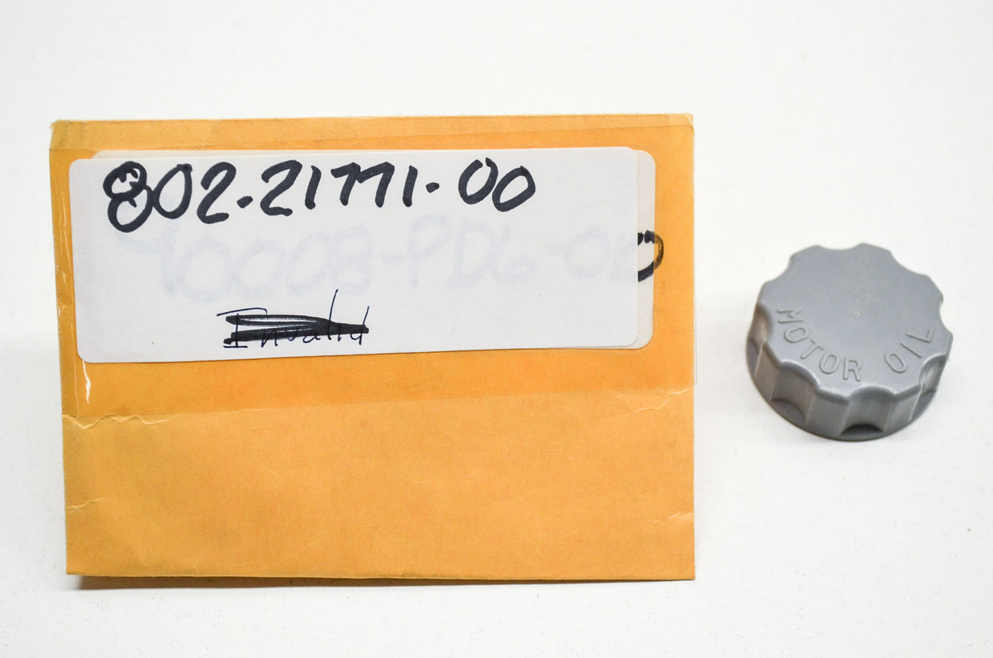 OEM Yamaha 802-21771-00-00 Body Cap NOS