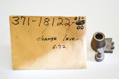 OEM Yamaha 371-18122-01-00 Shift Lever 2 NOS