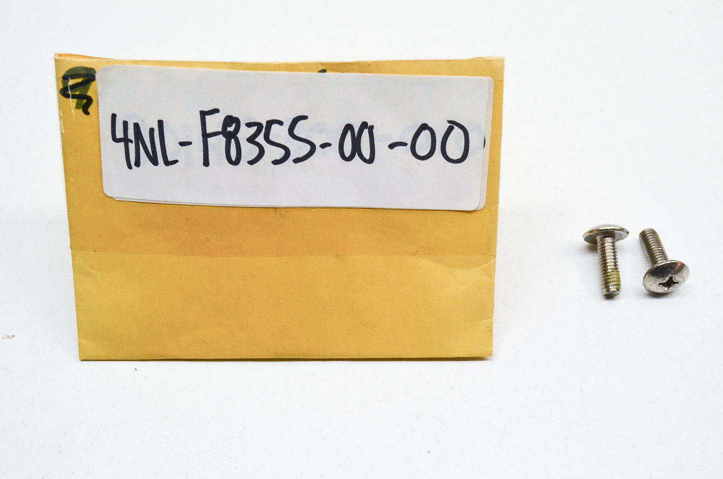 OEM Yamaha 4NL-F8355-00-00 Cowling Screw 2 Qty 2 NOS