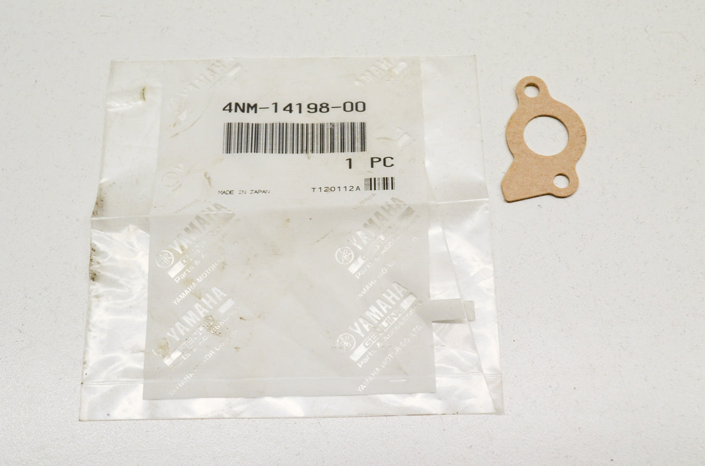 OEM Yamaha 4NM-14198-00-00 Gasket NOS