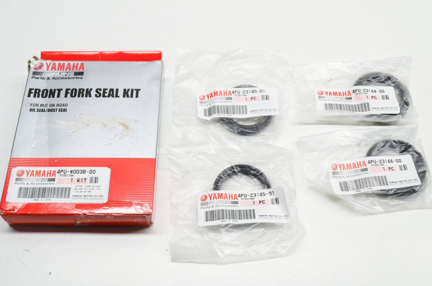 OEM Yamaha 4PU-W003B-00-00 Fork Seals Kit NOS
