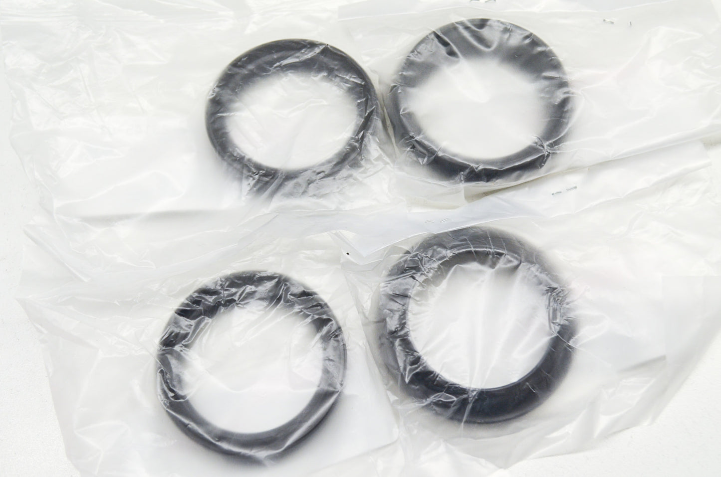 OEM Yamaha 4PU-W003B-00-00 Fork Seals Kit NOS