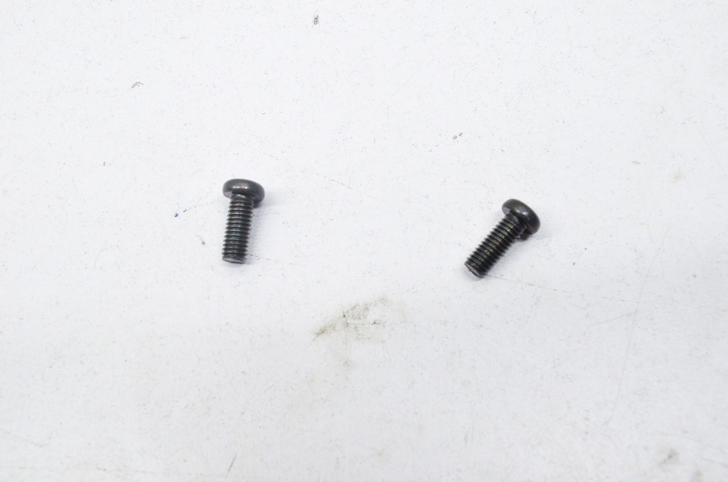 OEM Yamaha 98507-06016-00 Pan Head Screw Qty 2 NOS