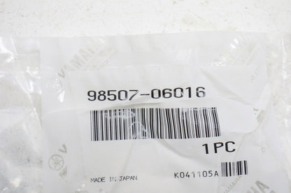 OEM Yamaha 98507-06016-00 Pan Head Screw Qty 2 NOS