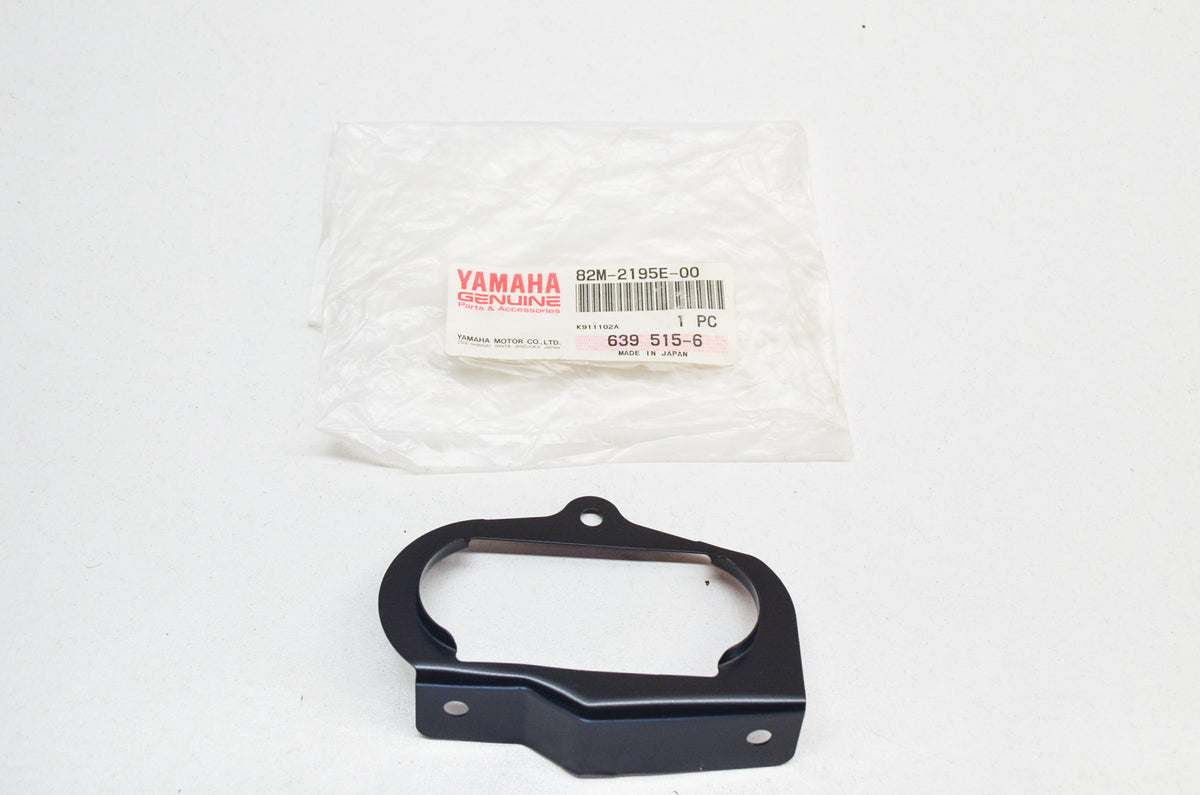 OEM Yamaha 82M-2195E-00-00 Steering Bracket Plate 1 NOS