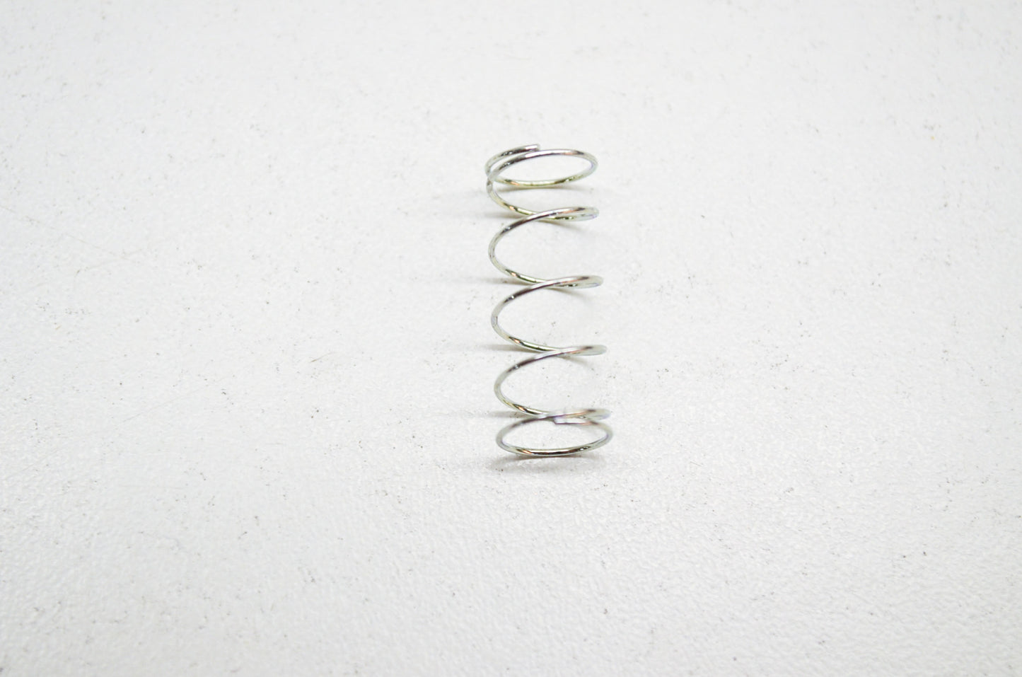 OEM Yamaha 5GS-14933-00-00 Diahragm Spring NOS