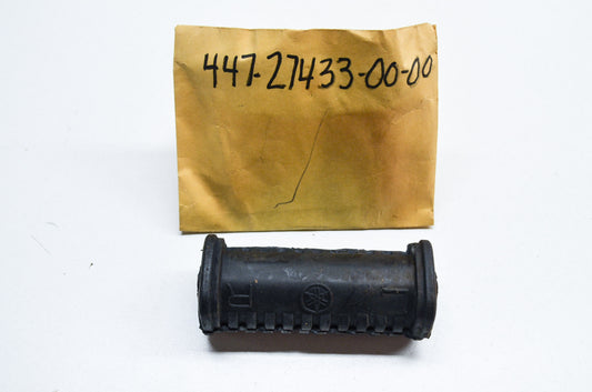 OEM Yamaha 447-27433-00-00 Rear Footrest Cover NOS