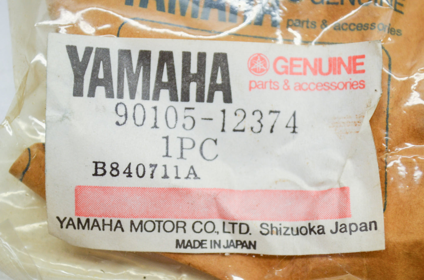 OEM Yamaha 90105-12374-00 Rotor Bolt NOS