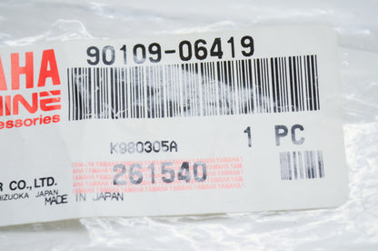 OEM Yamaha 90109-06419-00 Bolt NOS