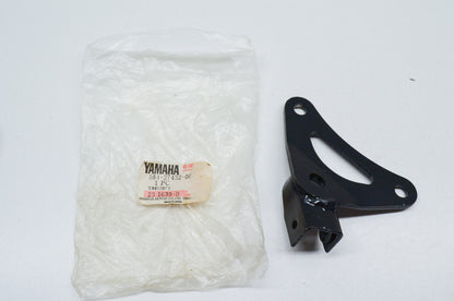 OEM Yamaha 584-27432-00-00 Bracket 1 NOS