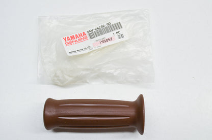 OEM Yamaha 5AU-26242-00-00 Right Grip NOS