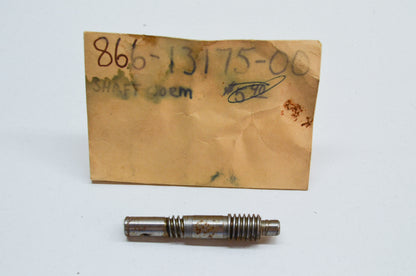 OEM Yamaha 866-13175-00-00 Worm Shaft NOS